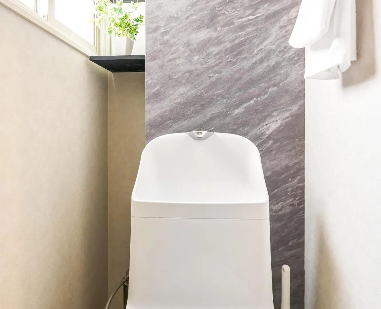 Best Location Lux Home, 2 Blocks To Sbwy, Sleeps 9 Sapporo Dom wakacyjny