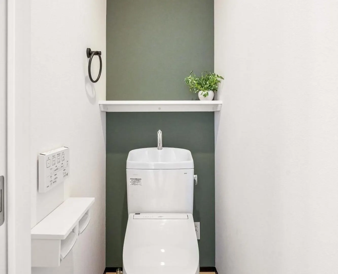 Dom wakacyjny Best Location Lux Home, 2 Blocks To Sbwy, Sleeps 9 Sapporo Japonia